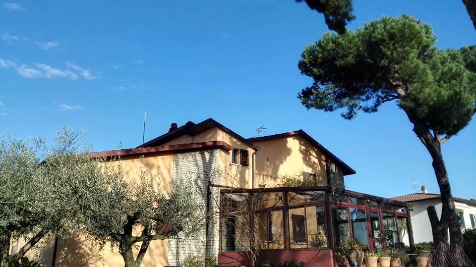B&B Villa Acero مارينا دي كارّارا المظهر الخارجي الصورة